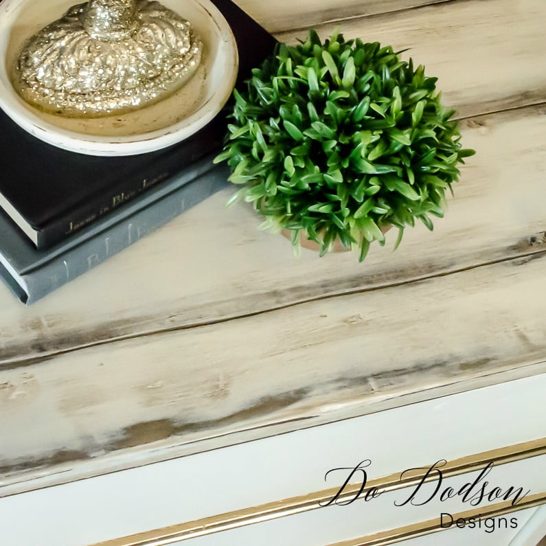 Faux plank table top / Dixie Nightstand / Painted Furniture Makeover