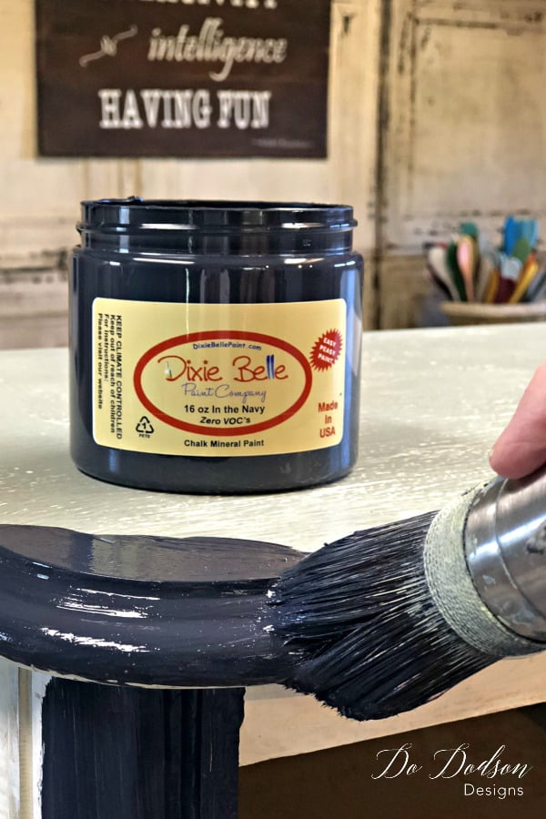 Use a good base coat of chalk mineral paint and allow it to dry thoroughly before blending paint colors. 