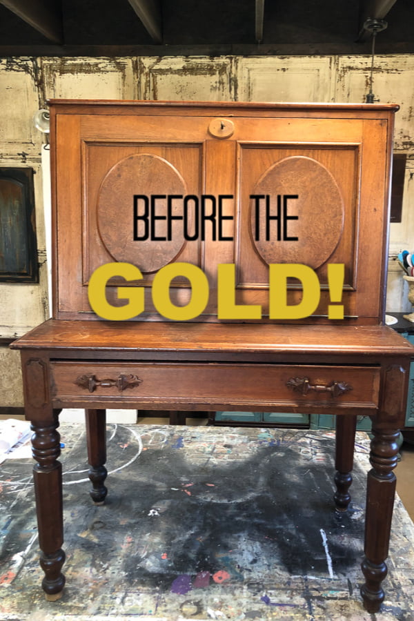 You gotta see this vintage desk now! I painted the legs GOLD!