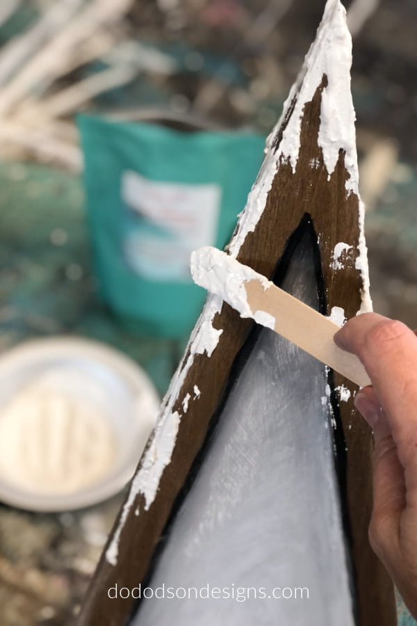Create amazing textured snow on your craft projects... like this DIY wood church. It's so easy and realistic looking. 