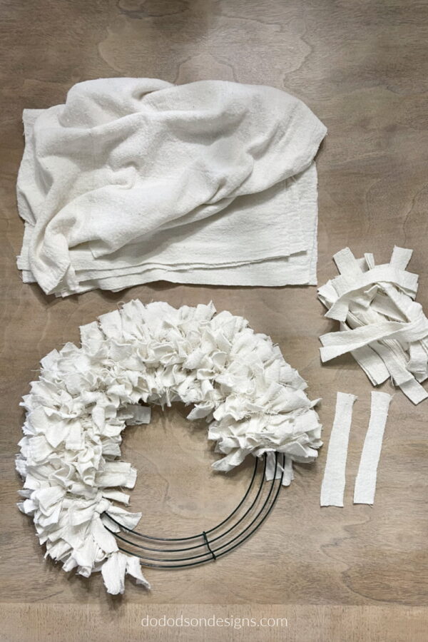 How To Make A Quick And Easy Drop Cloth Wreath With Photos - Do Dodson ...