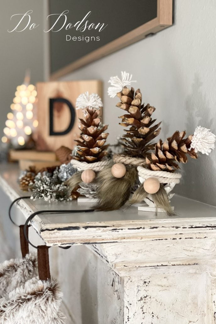 Pinecone Gnomes - DIY Christmas Craft Decor
