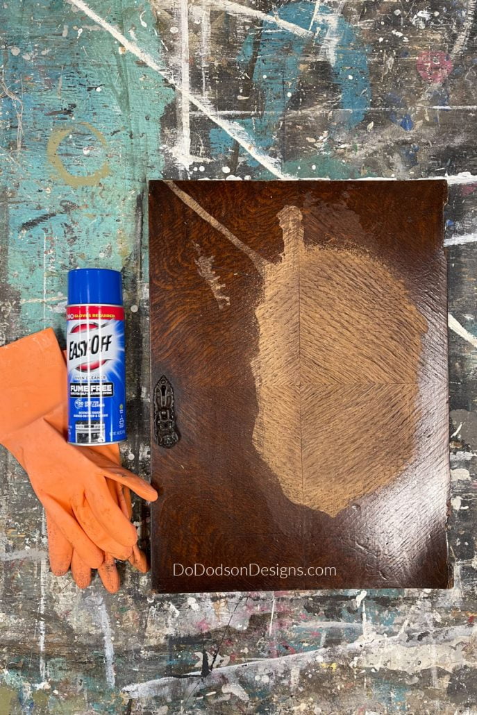 Oven cleaner used as a varnish stripper on wood furniture? Is that even a thing? Yep! It does work! Learn how to use this technique on the blog. Do Dodson Designs Blog