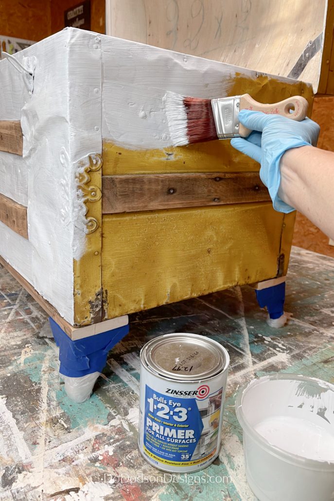 how to paint metal furniture with a brush 